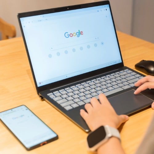 fusionner deux fiches google